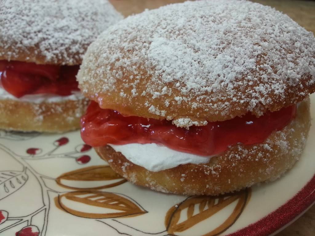 Bakers Nook Cafe | restaurant | 127 Easy Shopping Pl, Elkhart, IN 46516, USA | 5749707445 OR +1 574-970-7445