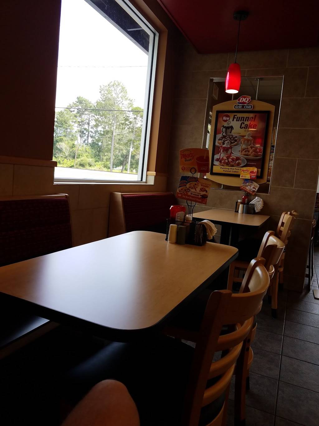 Dairy Queen Grill & Chill | restaurant | 374 W Bacon St, Pembroke, GA 31321, USA | 9126532613 OR +1 912-653-2613