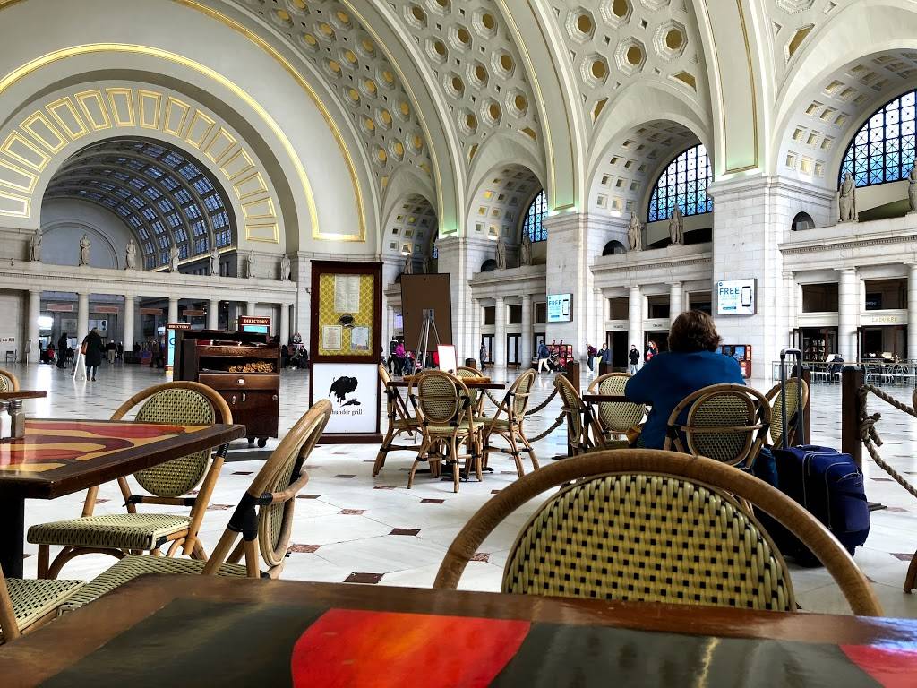 Thunder Grill | restaurant | 50 Massachusetts Ave NE, Washington, DC 20002, USA | 2028980051 OR +1 202-898-0051