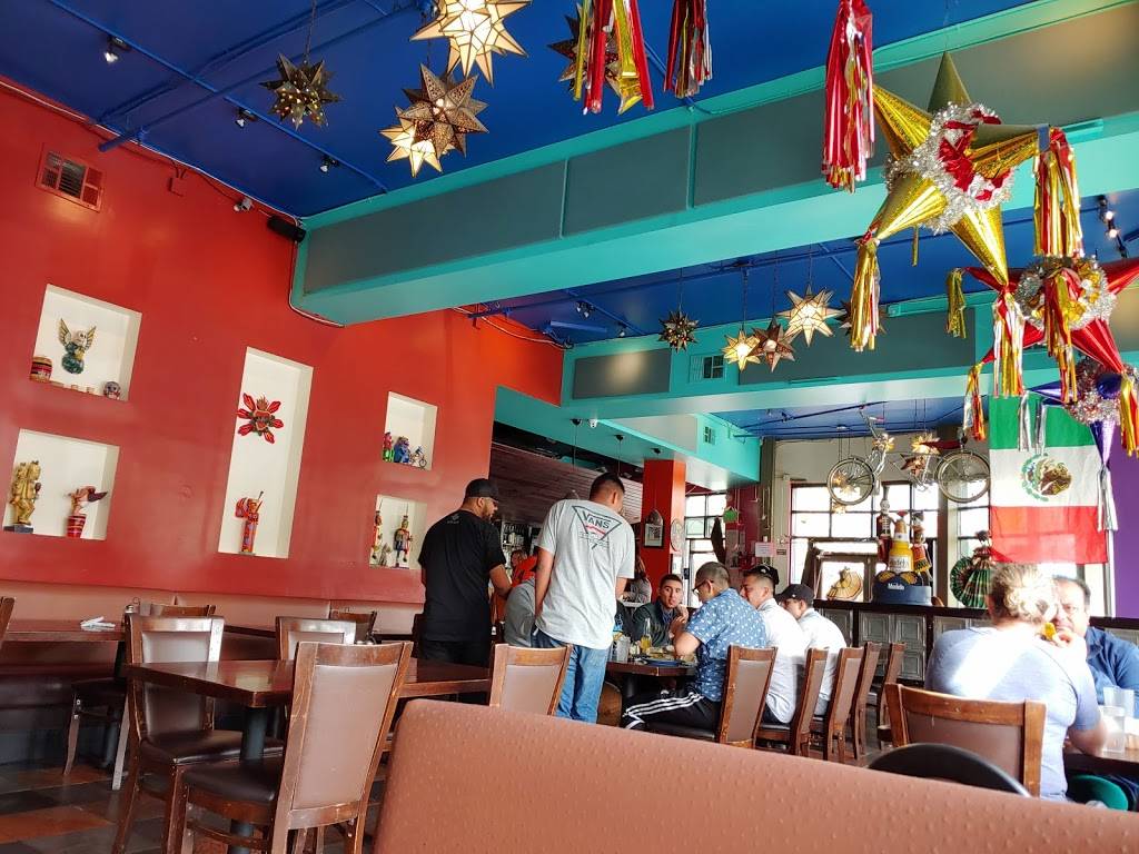 Tres Hermanas Davis | restaurant | 805 2nd St, Davis, CA 95616, USA | 5307568737 OR +1 530-756-8737