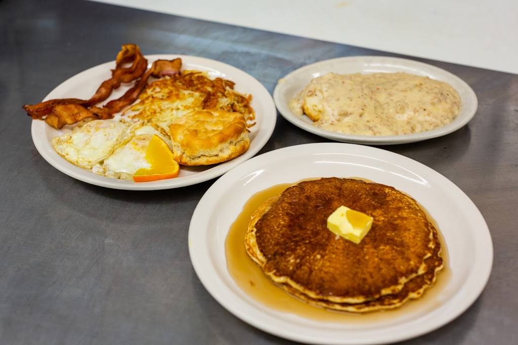 Richs Famous Burgers | restaurant | 112 Main St, Steelville, MO 65565, USA | 5737758888 OR +1 573-775-8888