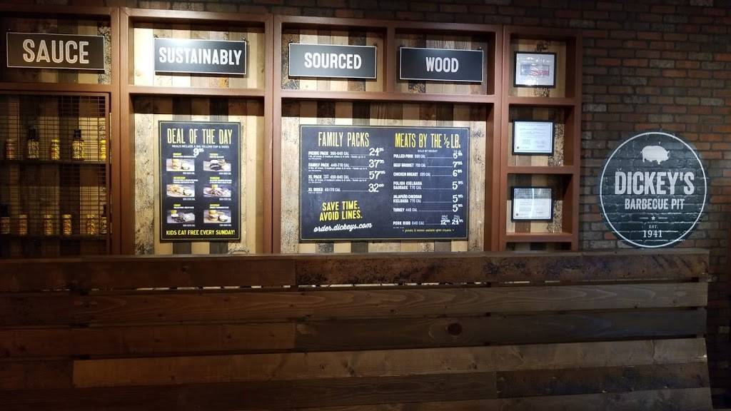 Dickeys Barbecue Pit | restaurant | 4280 Lavon Dr, Garland, TX 75040, USA | 4692501415 OR +1 469-250-1415