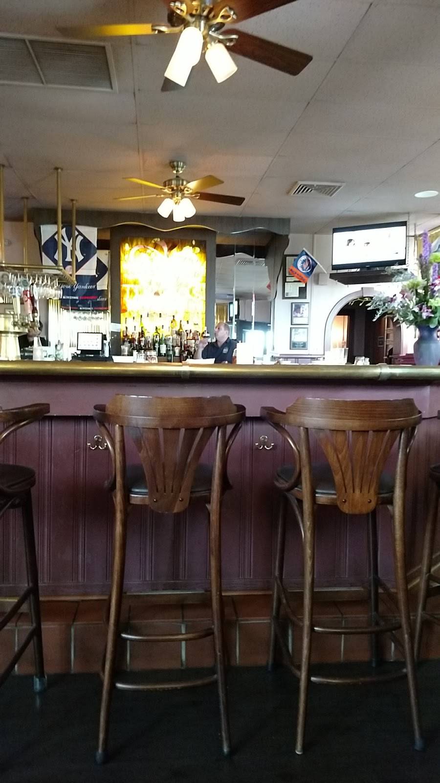 Tuzzios Italian Cuisine | restaurant | 224 Westwood Ave, Long Branch, NJ 07740, USA | 7322229614 OR +1 732-222-9614