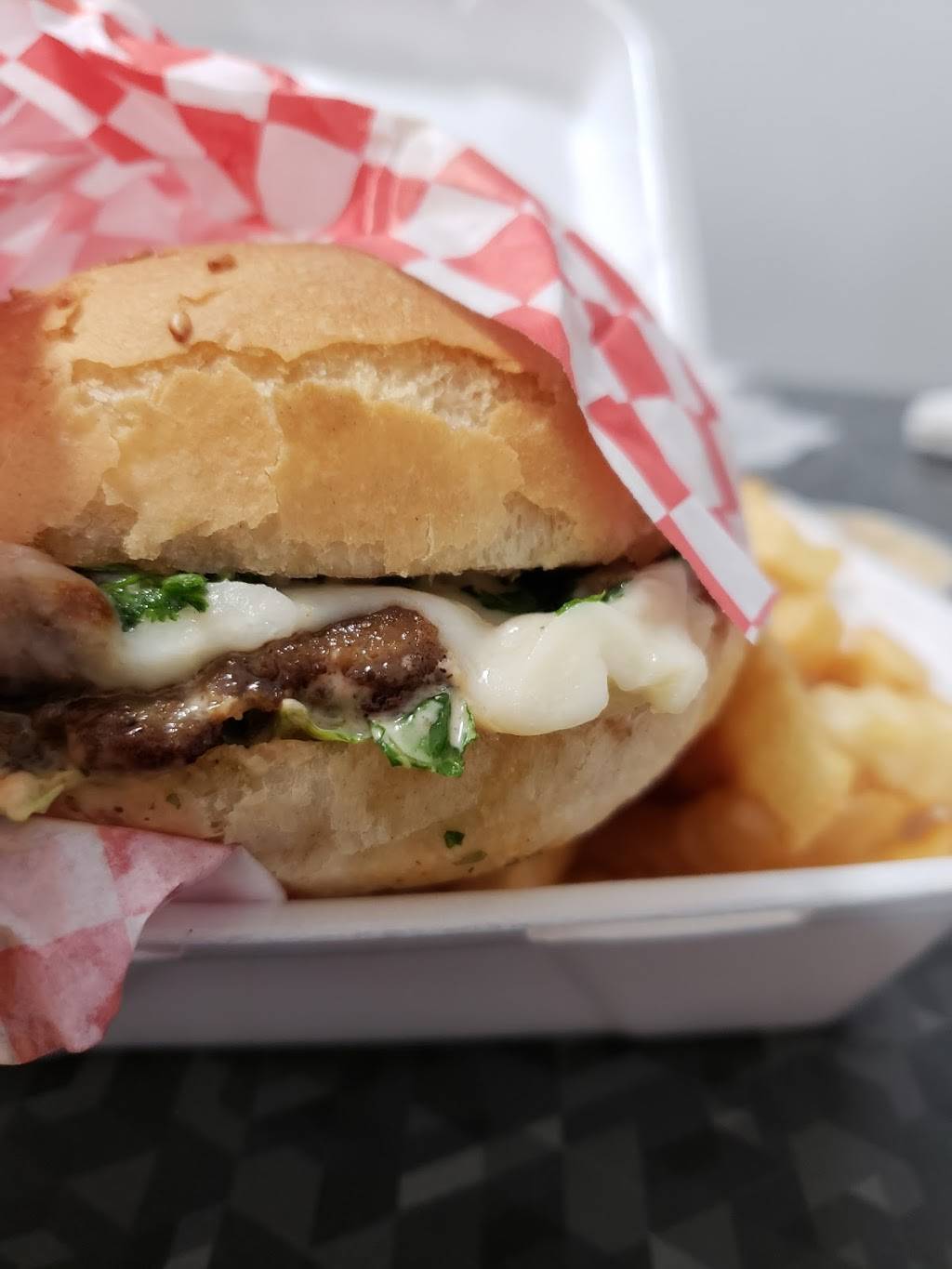 world cafe | restaurant | 301 N Verdugo Rd, Glendale, CA 91206, USA | 8184848363 OR +1 818-484-8363