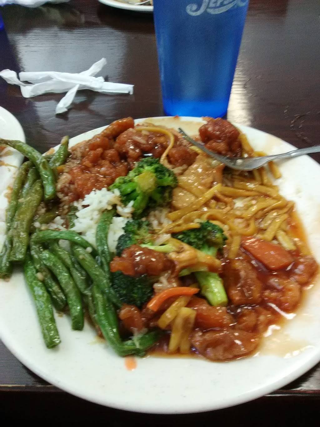 Grand China Buffet | restaurant | 2270 US-23, Alpena, MI 49707, USA | 9893588889 OR +1 989-358-8889