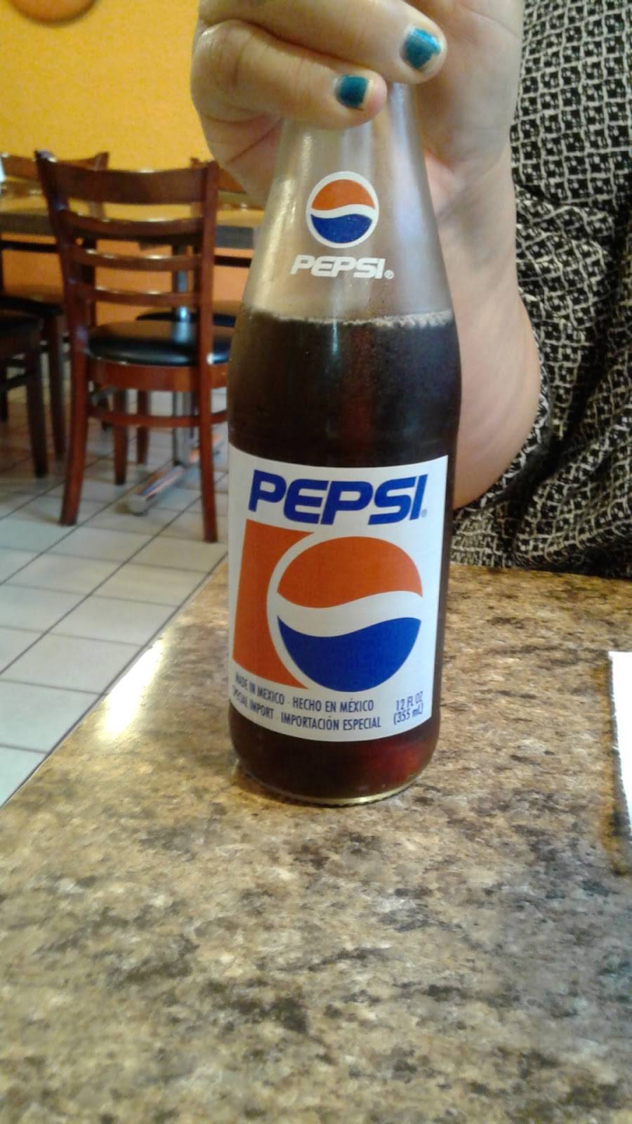 La Cocina Macias | restaurant | 355 W Court St, Kankakee, IL 60901, USA | 8159351807 OR +1 815-935-1807