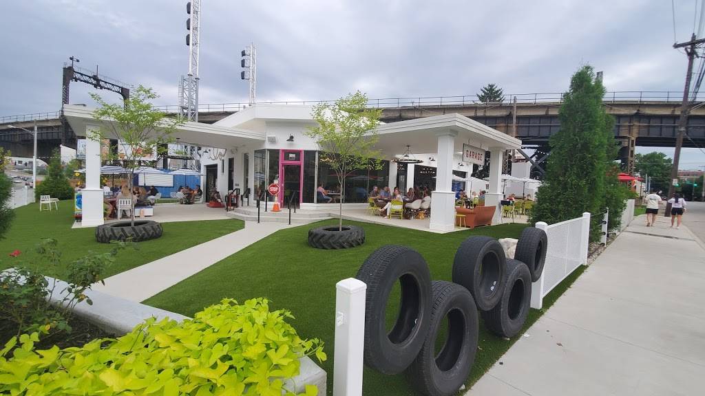 The Standard Covington | restaurant | 434 Main St, Covington, KY 41011, USA | 8593600731 OR +1 859-360-0731