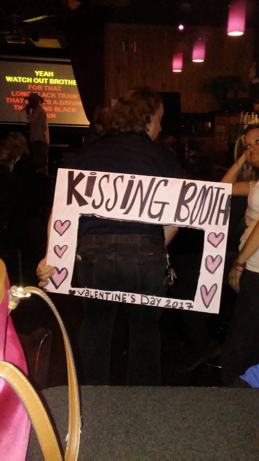 39th Ave. Bar & Grille | restaurant | 3809 US-17, North Myrtle Beach, SC 29582, USA | 8434277080 OR +1 843-427-7080