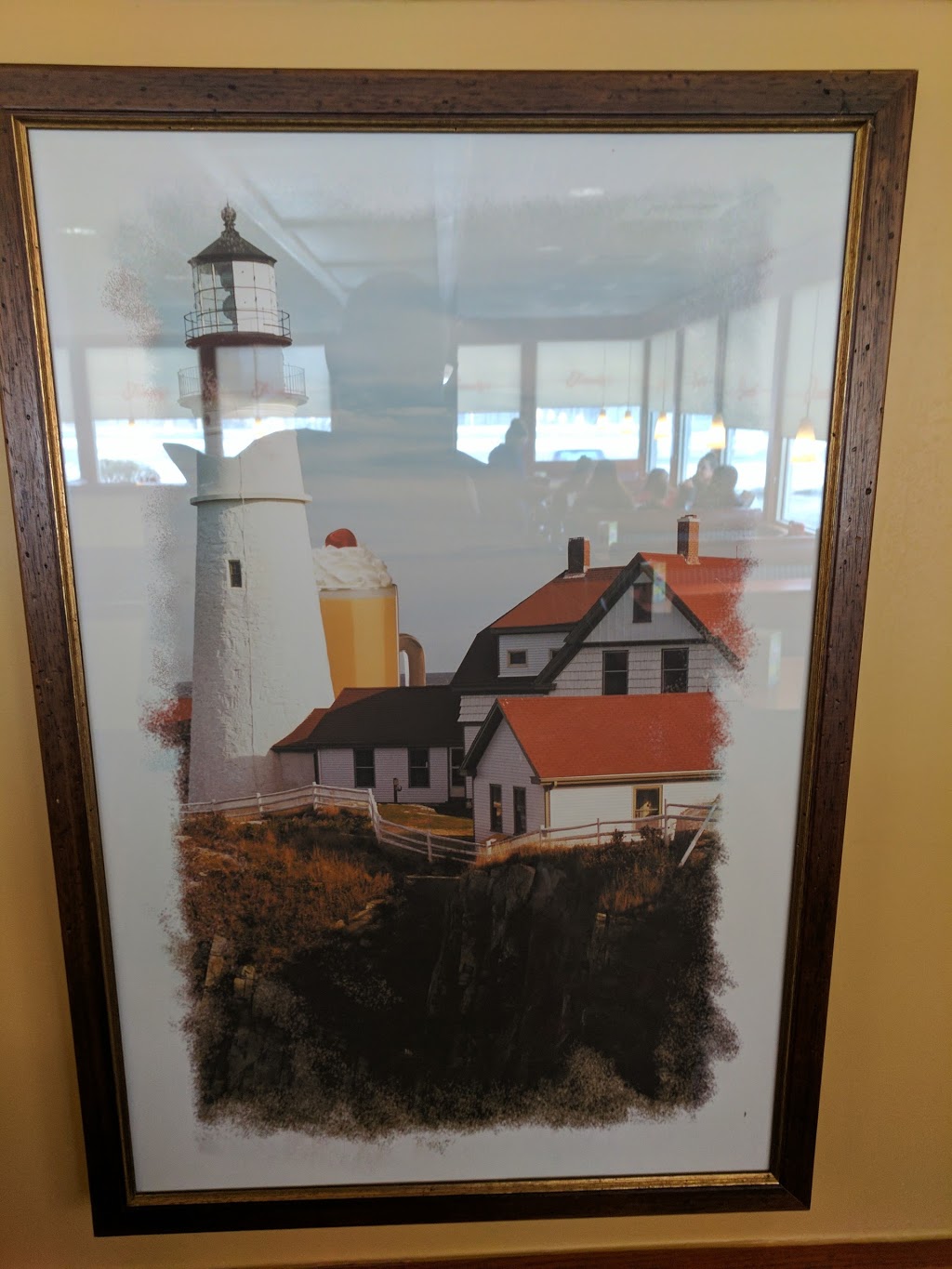 Friendlys | meal takeaway | 1673 Crofton Center, Crofton, MD 21114, USA | 4107213007 OR +1 410-721-3007