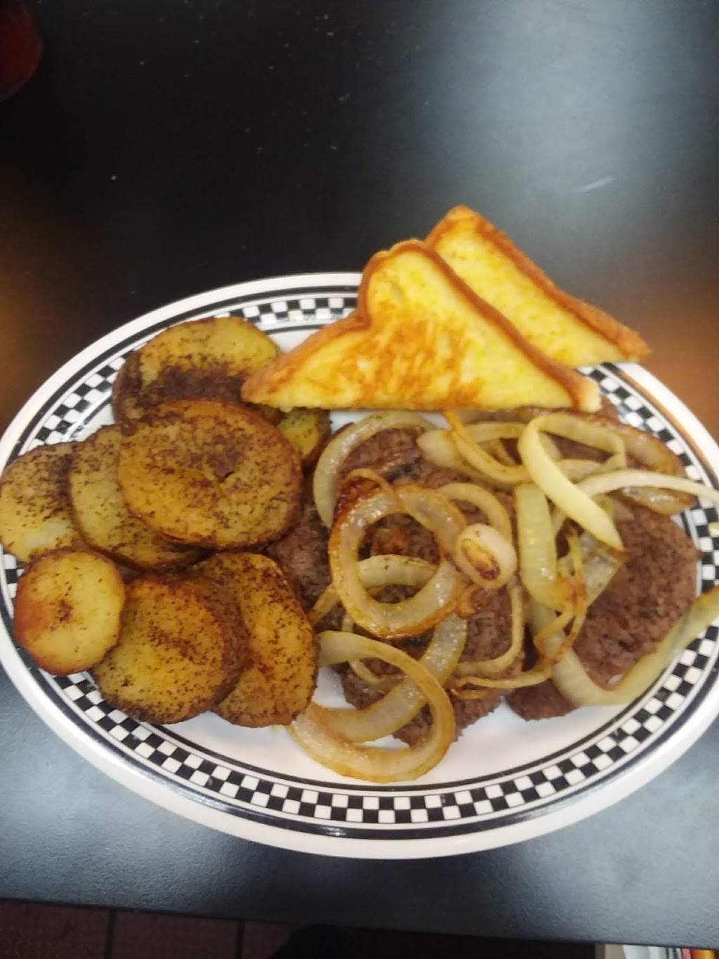 Waffle King | restaurant | 603 Old Omega Rd, Tifton, GA 31793, USA | 2293889676 OR +1 229-388-9676