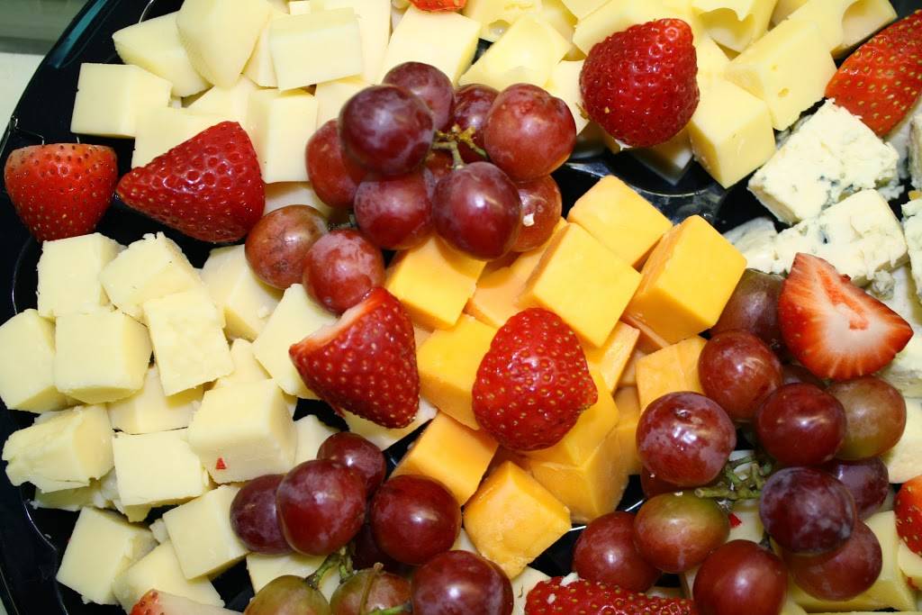 Melodies Healthy Mediterranean Cusine | restaurant | 230 Commerce Valley Dr E, Thornhill, ON L3T 7Y3, Canada | 9058813664 OR +1 905-881-3664