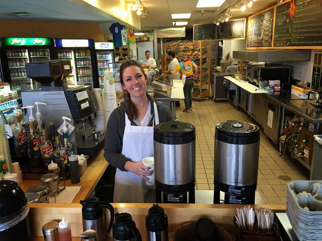 Moes Broadway Bagel | bakery | 3267 28th St, Boulder, CO 80304, USA | 7204069000 OR +1 720-406-9000