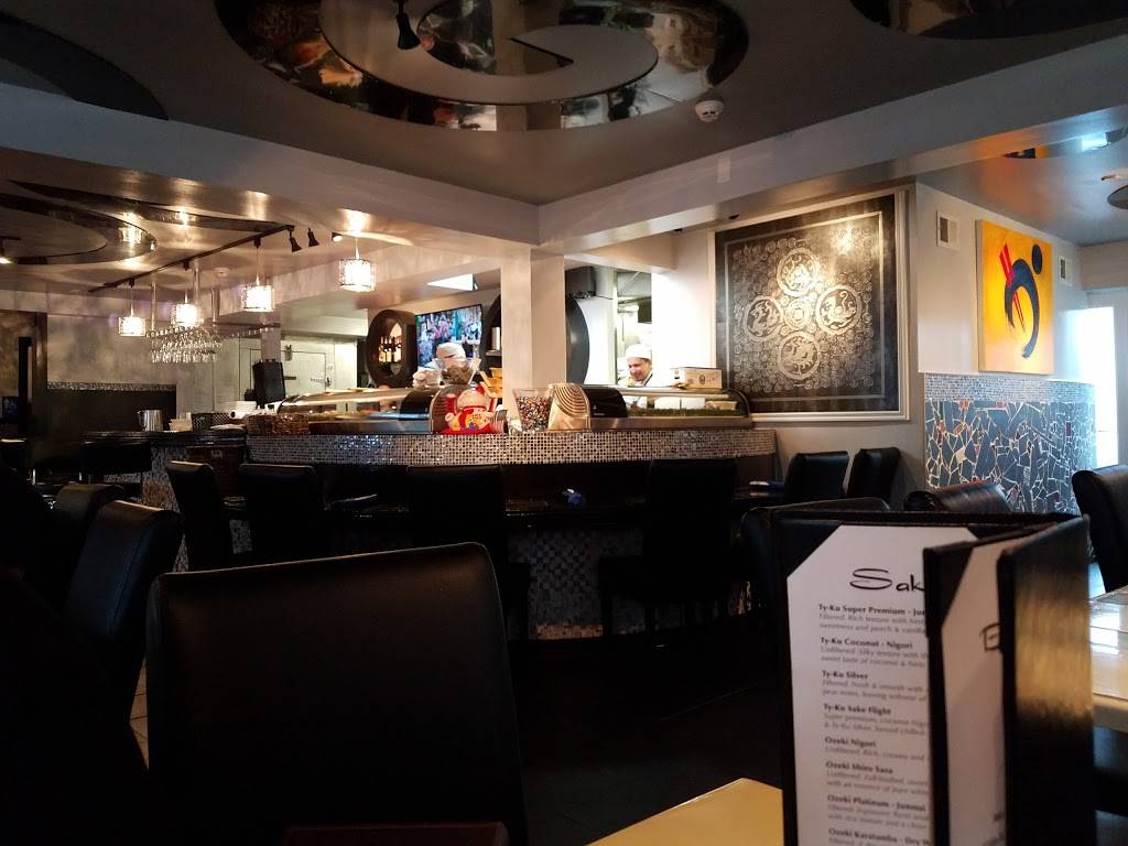 Kawa Japanese | restaurant | 325 W Silver Spring Dr, Milwaukee, WI 53217, USA | 4142495750 OR +1 414-249-5750