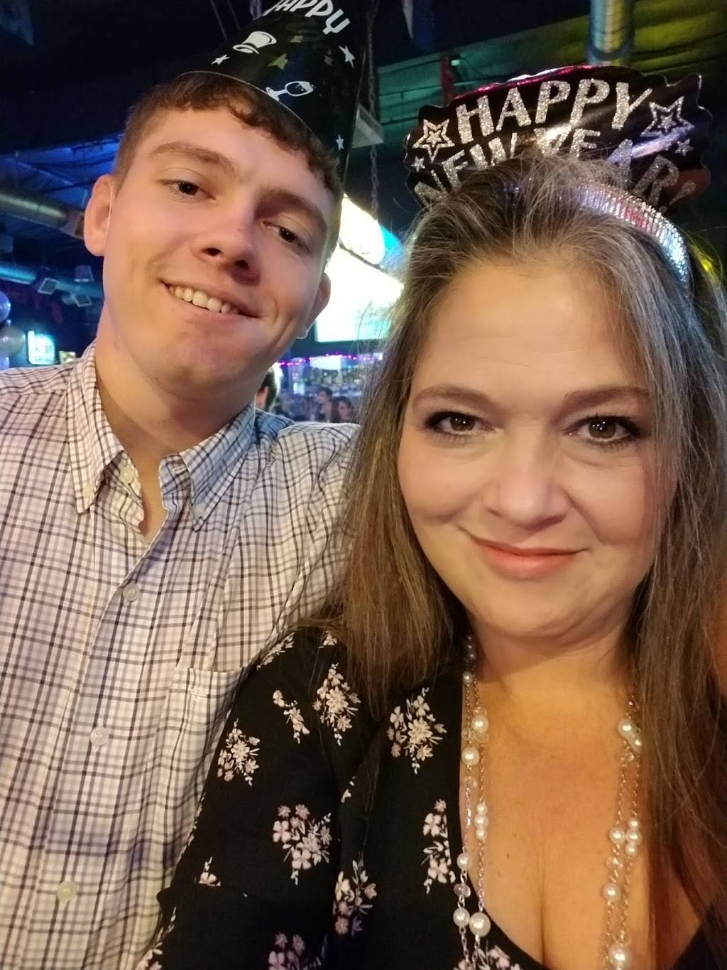 Kat Daddys | restaurant | 463 Farm to Market Rd 1488, Conroe, TX 77384, USA | 9362739342 OR +1 936-273-9342