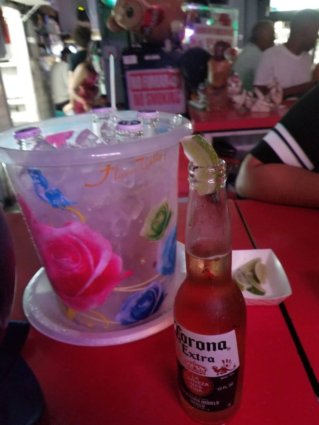 Los Laureles Del Rio | restaurant | 3109 NW 24th St, Miami, FL 33142, USA | 3056383385 OR +1 305-638-3385