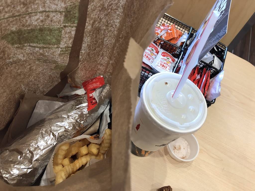 Del Taco | restaurant | 12387 23 Mile Rd, Shelby Charter Twp, MI 48315, USA | 5865807033 OR +1 586-580-7033