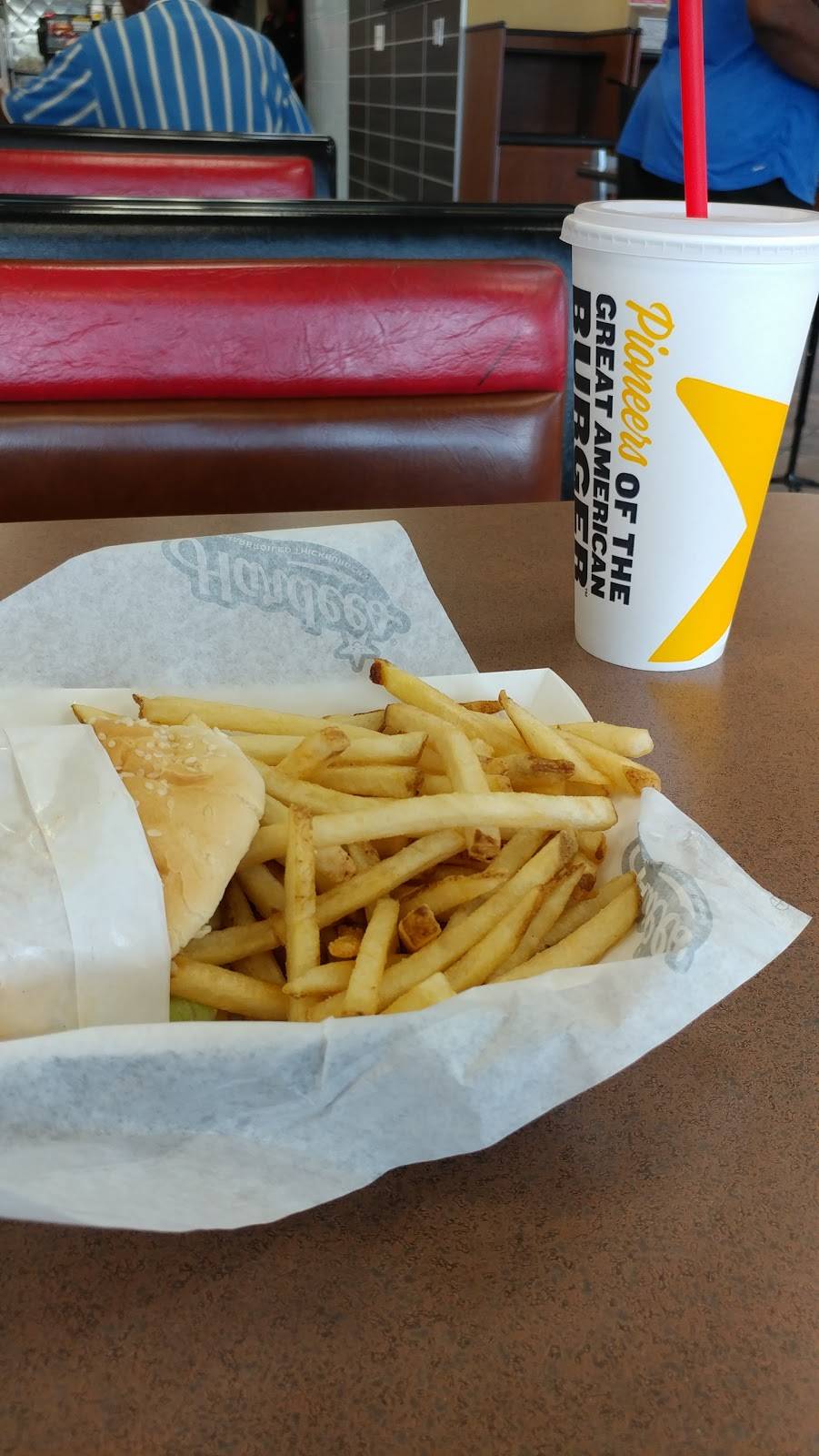 Hardees | restaurant | 890 Five Chop Rd, Orangeburg, SC 29115, USA | 8035349448 OR +1 803-534-9448