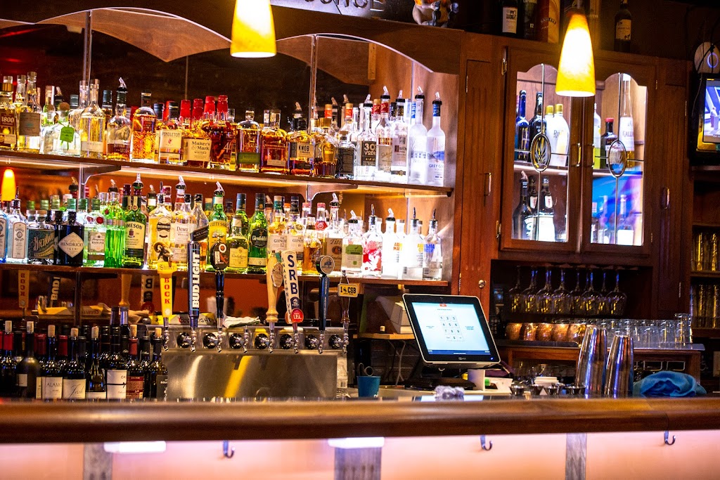 Silver Fox Steakhouse | restaurant | 3422 Energy Ln, Casper, WY 82604, USA | 3072353000 OR +1 307-235-3000