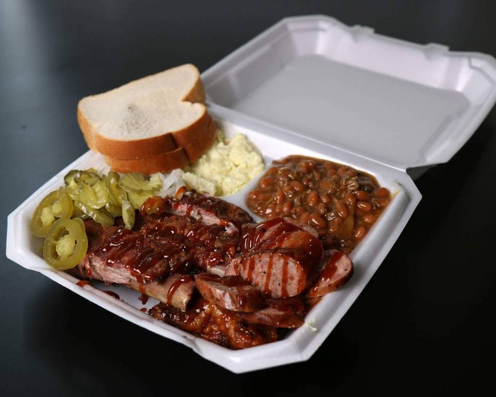MADMAX BBQ Mobile Food Truck | restaurant | 3723 b W Orem Dr, Houston, TX 77045, USA | 2816161664 OR +1 281-616-1664
