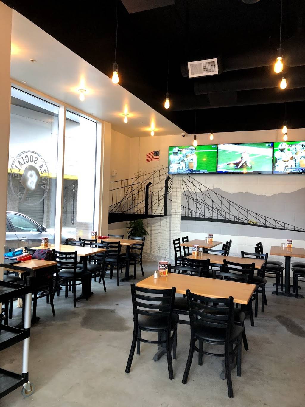 Pizza Sociale | restaurant | 448 W Olympic Blvd, Los Angeles, CA 90015, USA | 2136345444 OR +1 213-634-5444