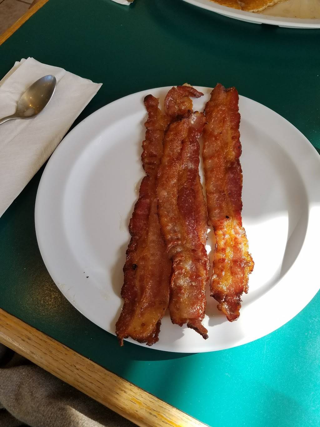 29 Oxford Restaurant | restaurant | 2843 W Oxford St, Philadelphia, PA 19121, USA | 2152323770 OR +1 215-232-3770