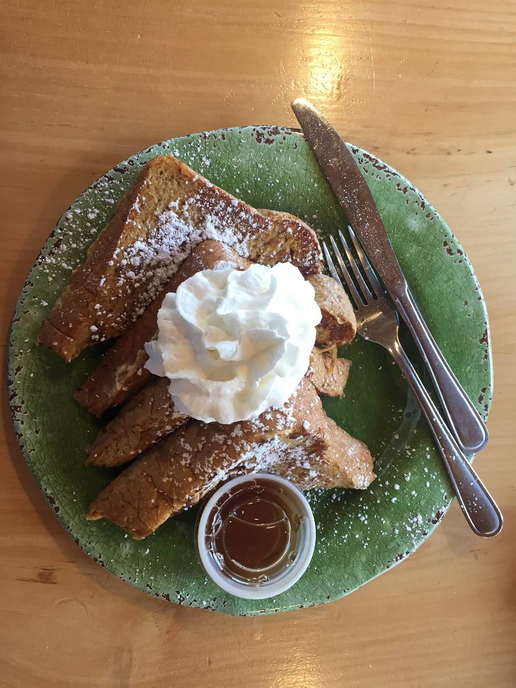 DEllies | cafe | Village West, 9000 Main St #5, Carrabassett Valley, ME 04947, USA | 2072372490 OR +1 207-237-2490