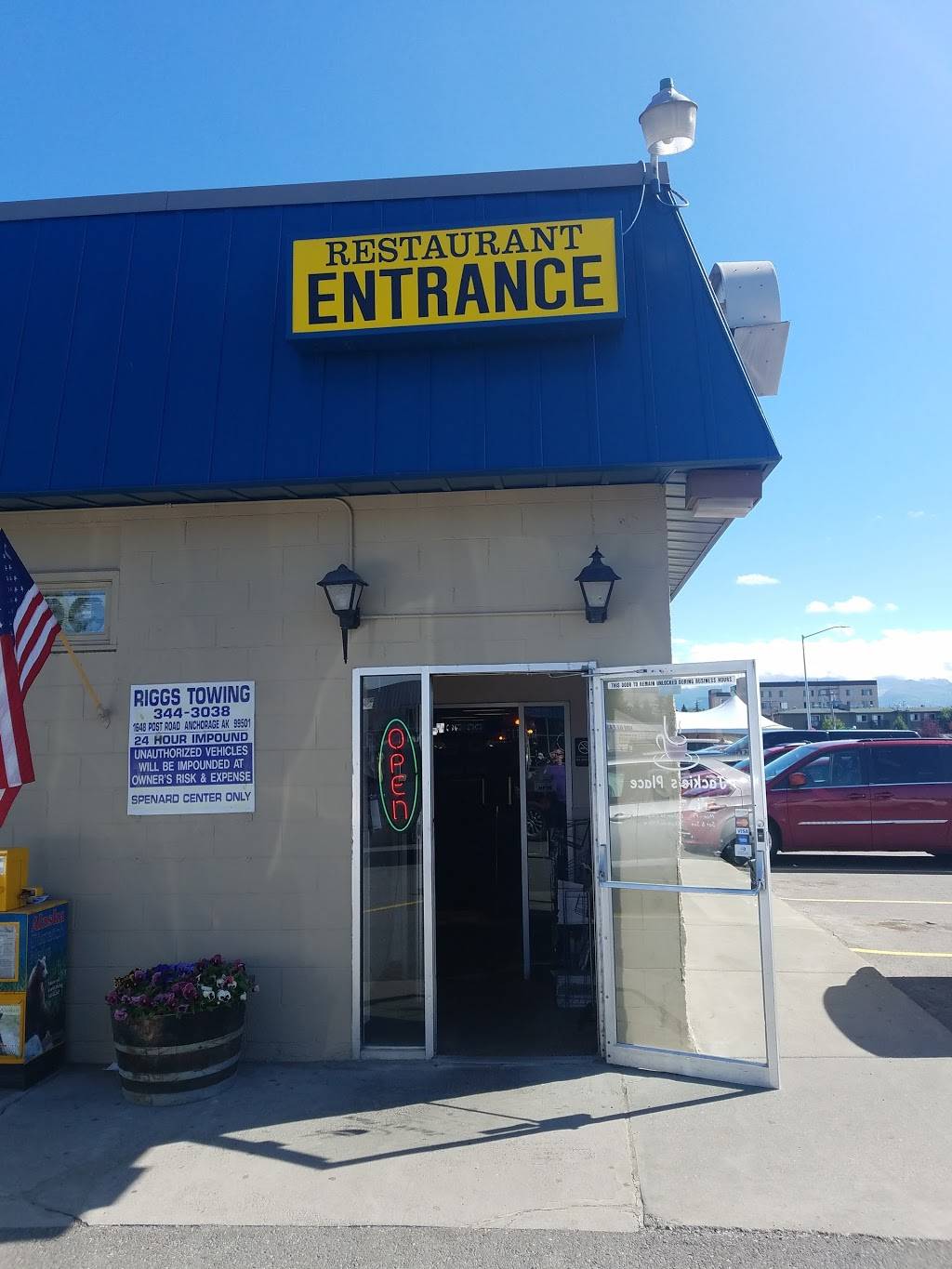 Jackies Place Restaurant | restaurant | 2636 Spenard Rd, Anchorage, AK 99503, USA | 9072743211 OR +1 907-274-3211