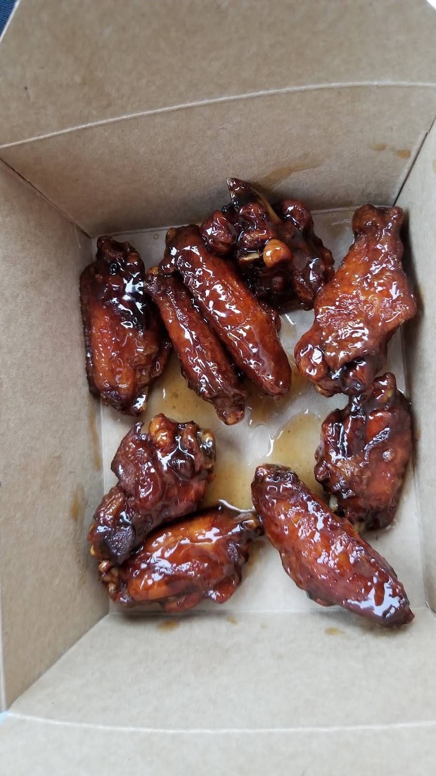 Wild Wing | restaurant | 366 N Front St #26, Belleville, ON K8P 5E6, Canada | 6139674848 OR +1 613-967-4848