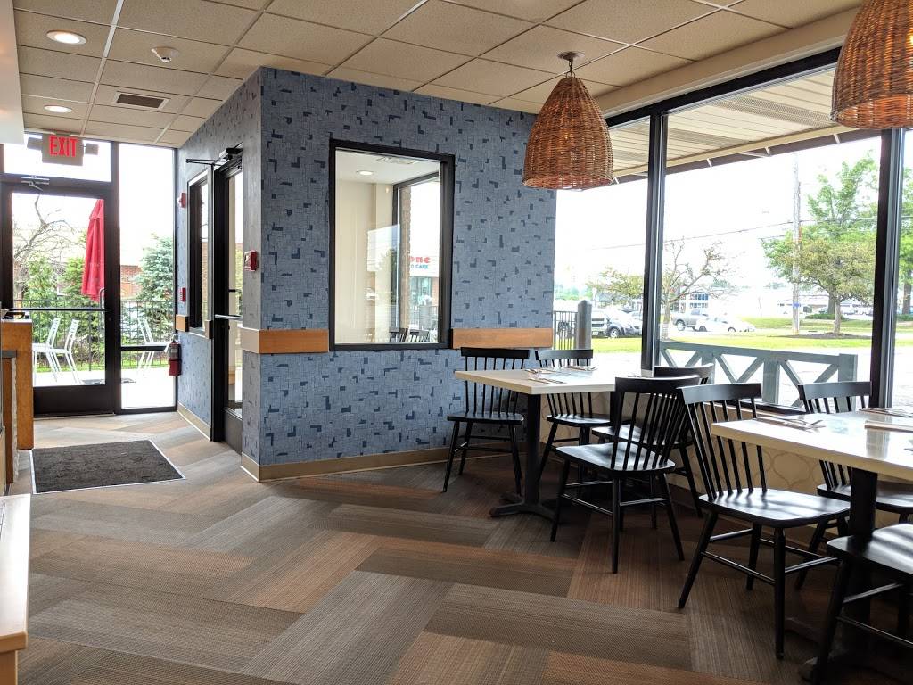 Aladdins Eatery Strongsville | restaurant | 15250 Pearl Rd, Strongsville, OH 44136, USA | 4402388000 OR +1 440-238-8000