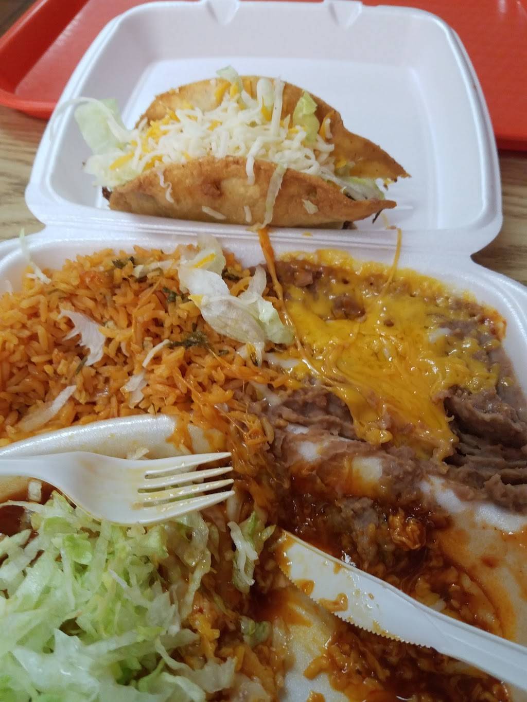 Nicos Mexican Food | restaurant | 5660 E Broadway Blvd, Tucson, AZ 85711, USA | 5207905550 OR +1 520-790-5550