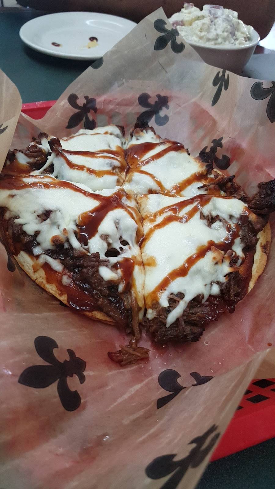 Hog Heaven Smokehouse | restaurant | 83512 LA-21, Bogalusa, LA 70427, USA | 9858863400 OR +1 985-886-3400