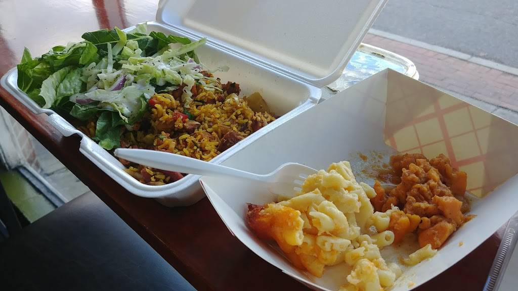 Pepes Place | restaurant | 560 North Ave, New Rochelle, NY 10801, USA | 9146327373 OR +1 914-632-7373