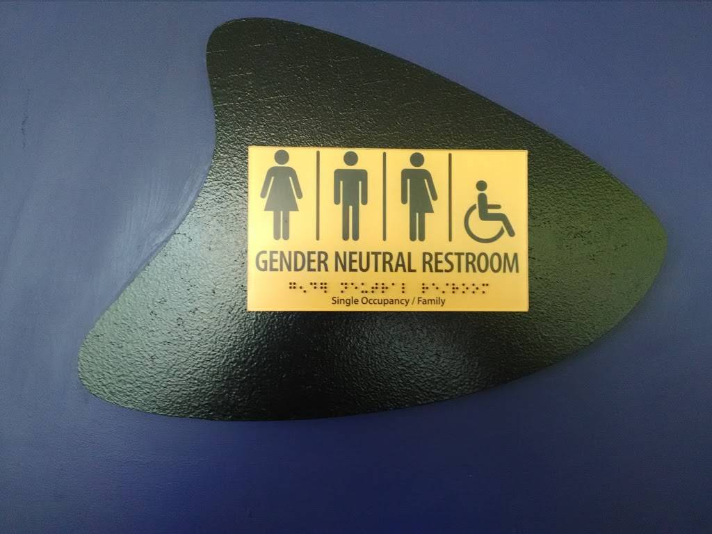 Kidd Valley | restaurant | 4910 Green Lake Way N, Seattle, WA 98103, USA | 2065470121 OR +1 206-547-0121