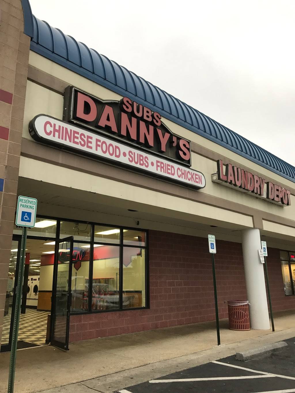 Dannys | restaurant | United States, Maryland, Lanham, Greenbelt Rd, K邮政编码: 20706 | 3015521860 OR +1 301-552-1860