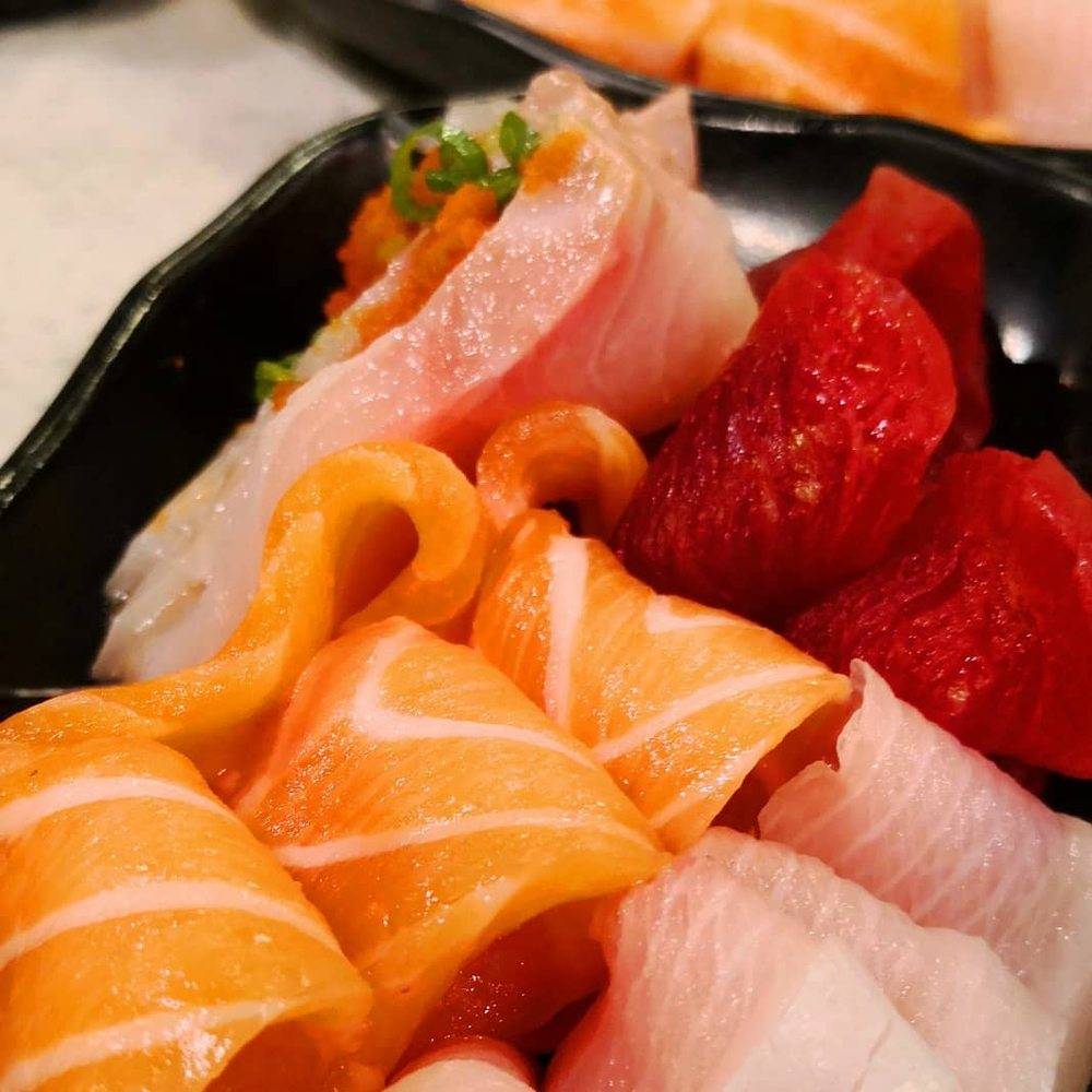 Akarii Revolving Sushi | restaurant | 3341 E Broad St #101, Mansfield, TX 76063, USA | 8174736888 OR +1 817-473-6888