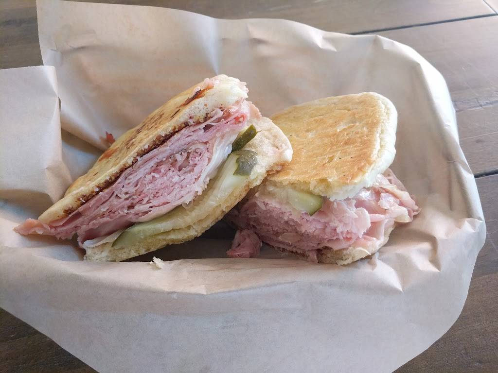South Alamode Panini & Gelato Company | cafe | 1420 S Alamo St, San Antonio, TX 78210, USA | 2107888000 OR +1 210-788-8000