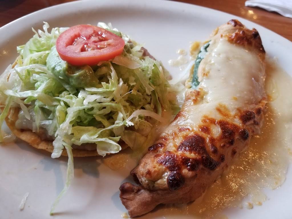 Sol Azteca | restaurant | 807 1st St N, Alabaster, AL 35007, USA | 2056210751 OR +1 205-621-0751