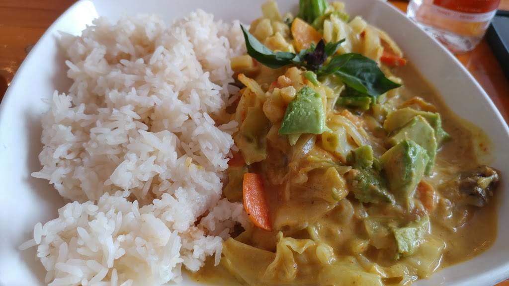 Maikham Restaurant | restaurant | 1125 Finnegan Way, Bellingham, WA 98225, USA | 3607468098 OR +1 360-746-8098