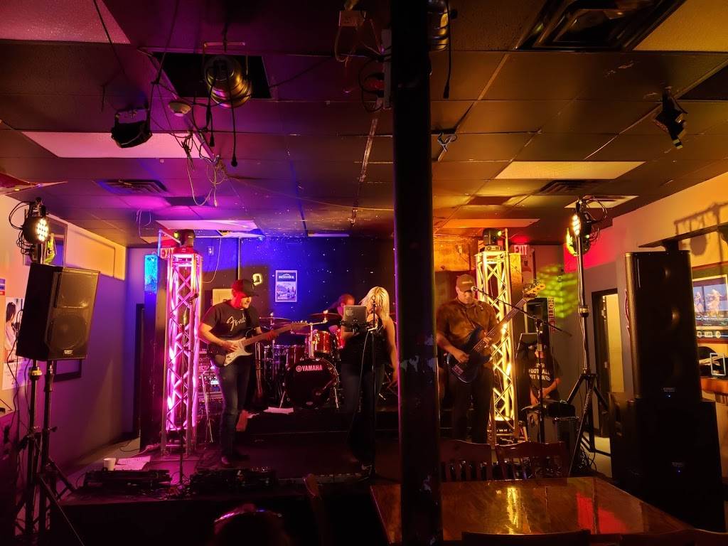 Courtyard Oyster Bar | restaurant | 4643 US-280, Birmingham, AL 35242, USA | 2059809891 OR +1 205-980-9891