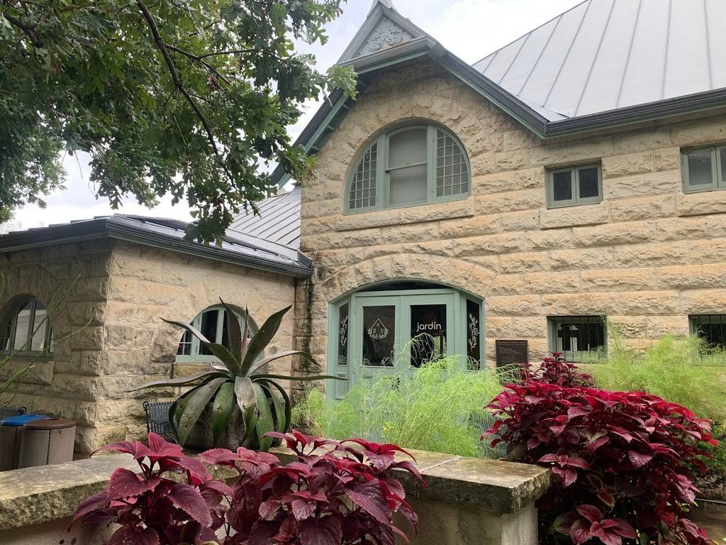 Jardin | restaurant | 555 Funston Pl, San Antonio, TX 78209, USA | 2103385100 OR +1 210-338-5100