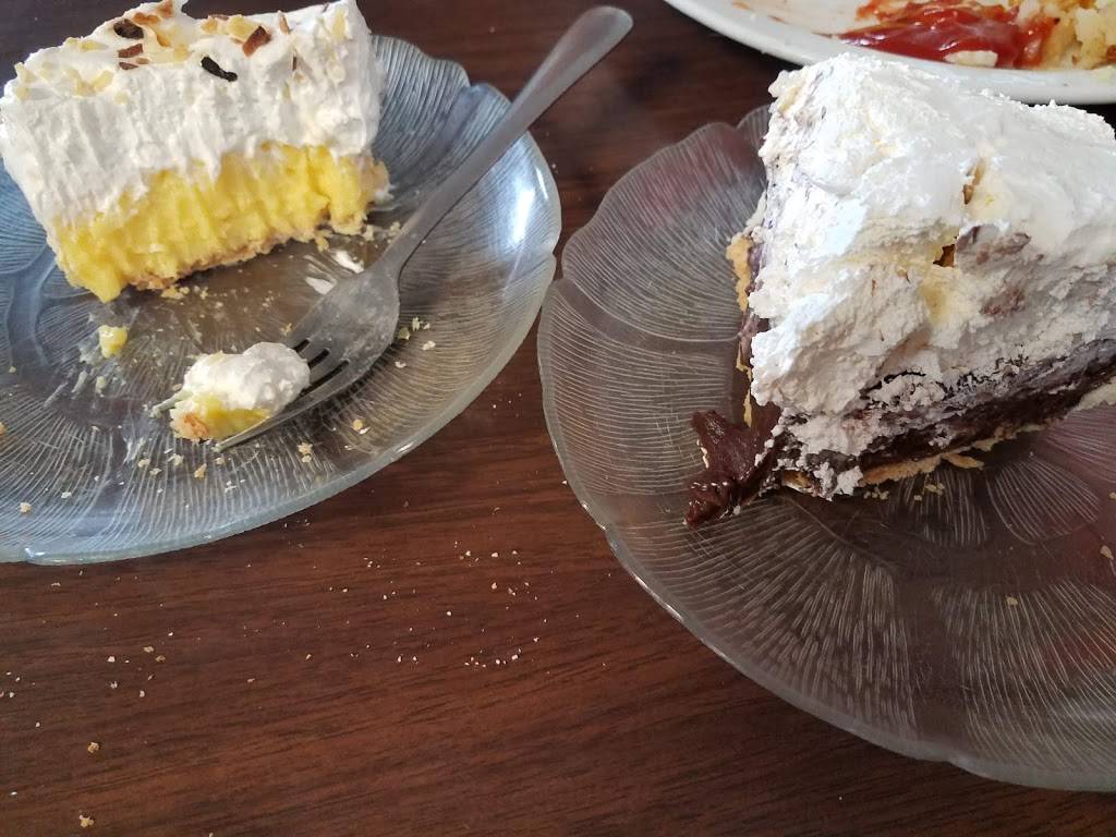 Happys Kountry Kitchen | restaurant | 28479 Old US Hwy 33, Elkhart, IN 46516, USA | 5745220684 OR +1 574-522-0684