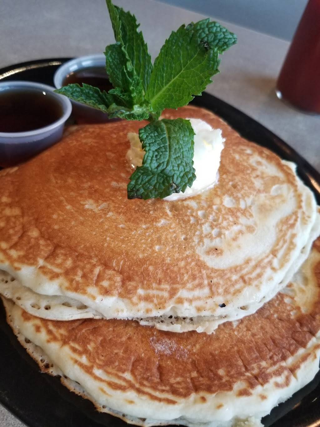 BuzzBrews Lemmon | restaurant | 4334 Lemmon Ave, Dallas, TX 75219, USA | 2145214334 OR +1 214-521-4334