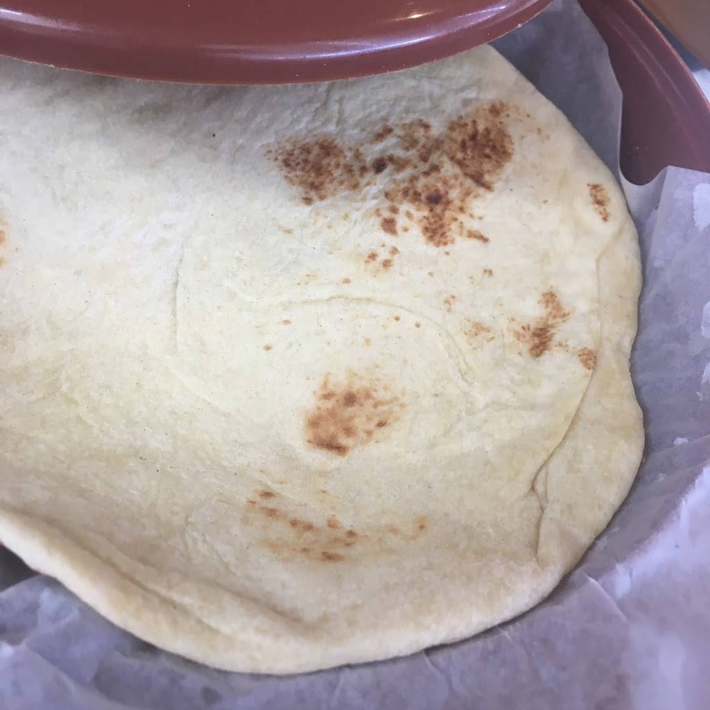 La Cantera Restaurant | restaurant | 815 2nd St, Pleasanton, TX 78064, USA | 8304805156 OR +1 830-480-5156