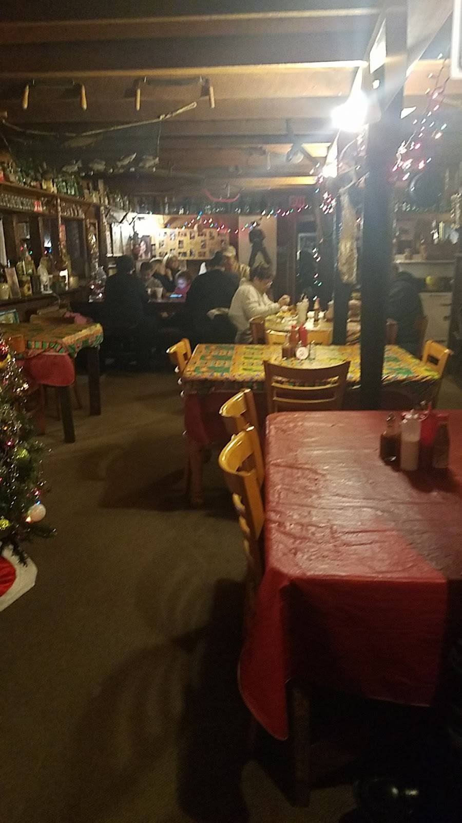 Roys Country Corral | restaurant | 553 Wire Grass Rd, Lumberton, NC 28358, USA | 9106743326 OR +1 910-674-3326