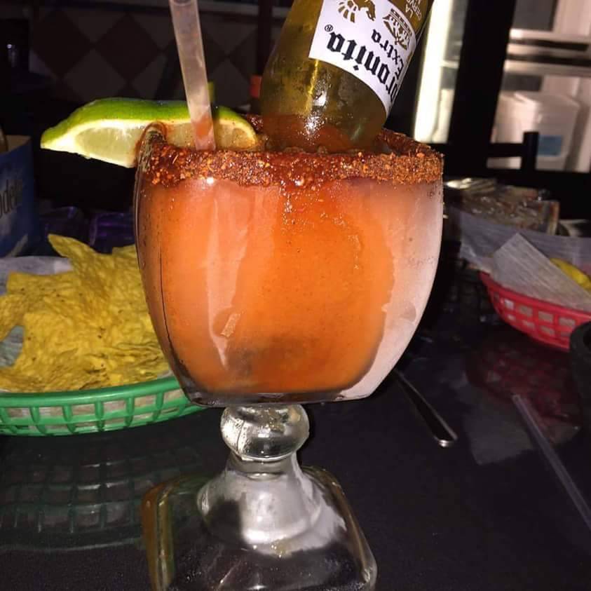 La Centella Bar and Grill | restaurant | 11710 Hempstead Hwy, Houston, TX 77092, USA | 8327674972 OR +1 832-767-4972