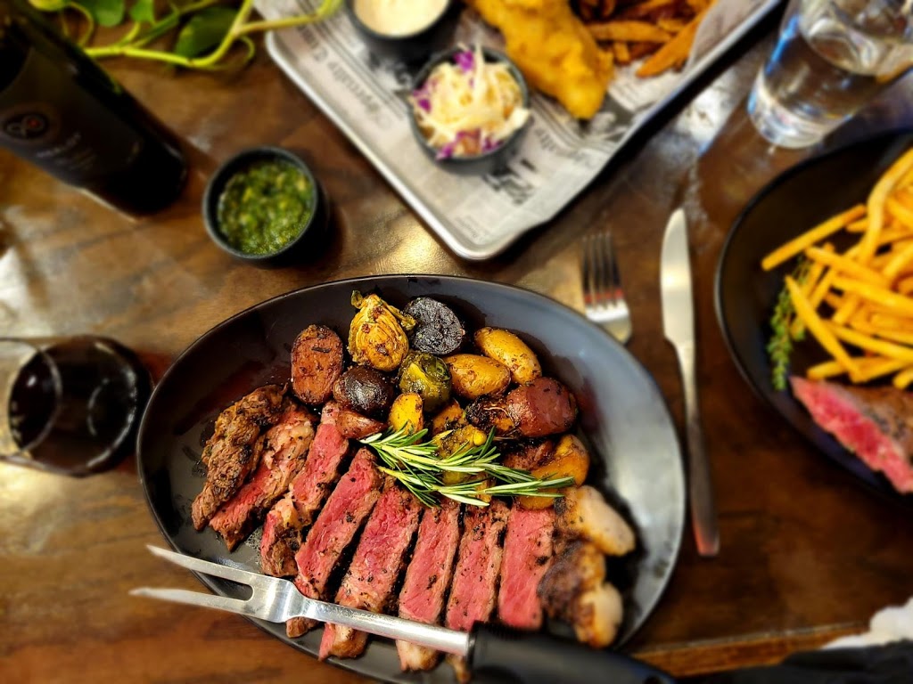 Tiffanys On Broadway | restaurant | 4645 N Broadway, Chicago, IL 60640, USA | 7732937323 OR +1 773-293-7323