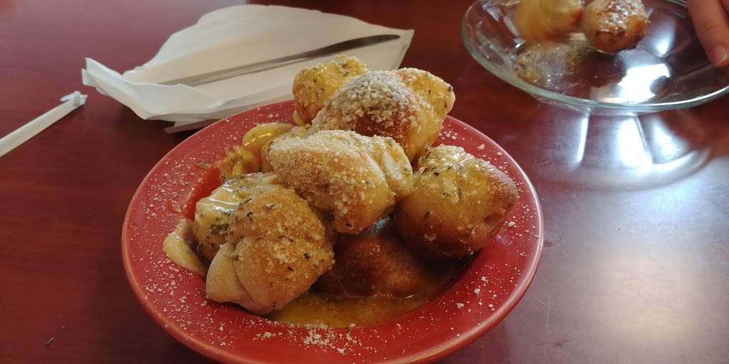 Stefanos | restaurant | 258 State St, Carthage, NY 13619, USA | 3154930400 OR +1 315-493-0400