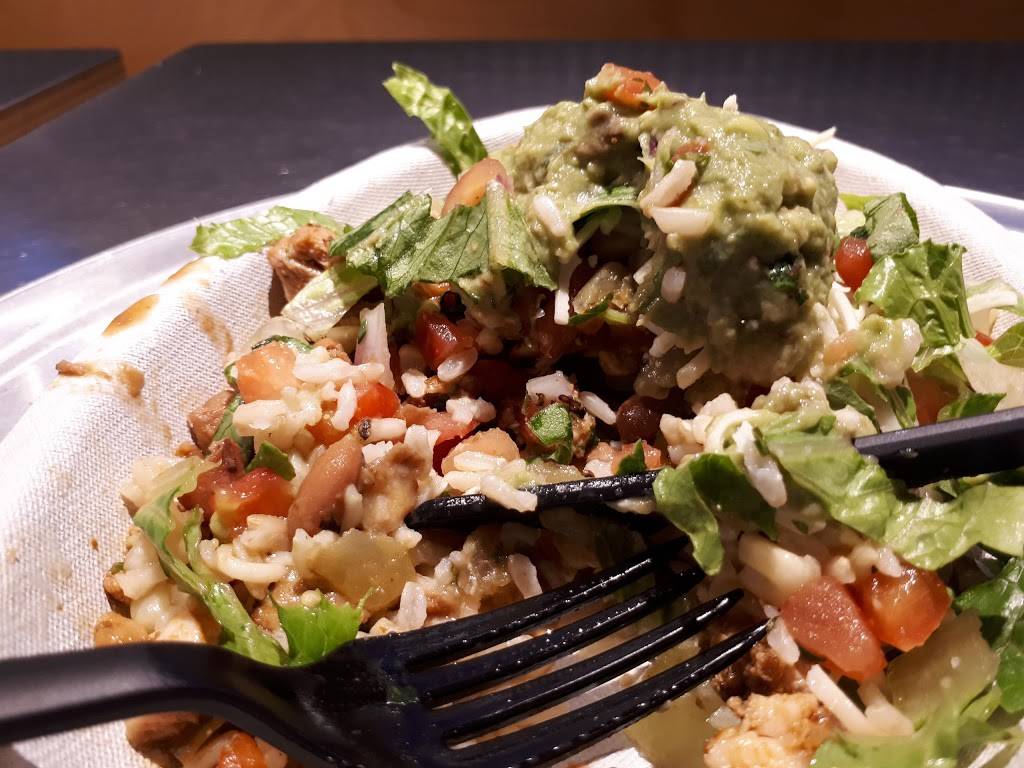 Chipotle Mexican Grill | restaurant | 2 Broadway FRNT 4, New York, NY 10004, USA | 2123440941 OR +1 212-344-0941