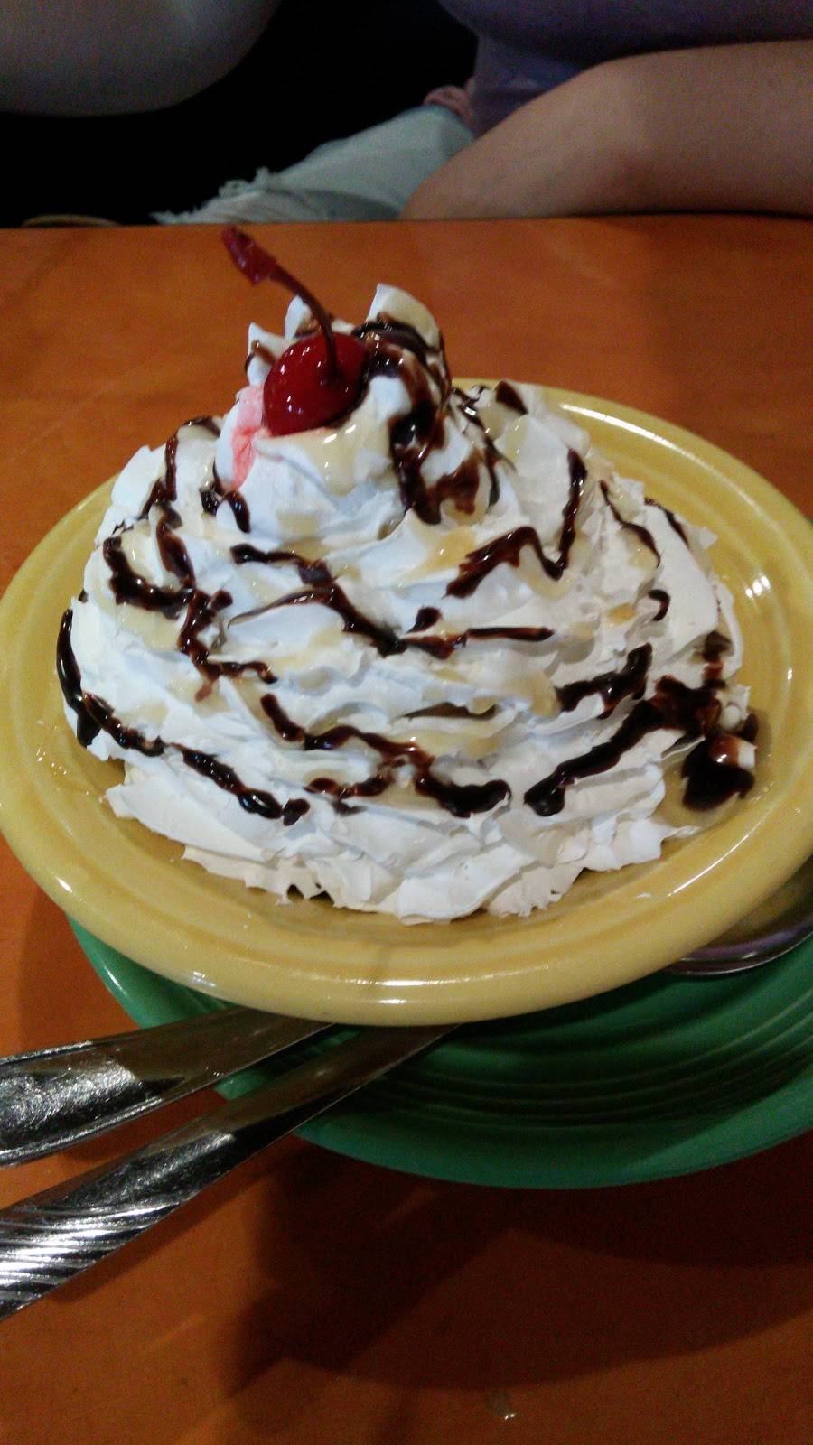 Cilantros Grill & Cantina | restaurant | 202 Harrison Lane, Brunswick, GA 31520, USA | 9122625878 OR +1 912-262-5878