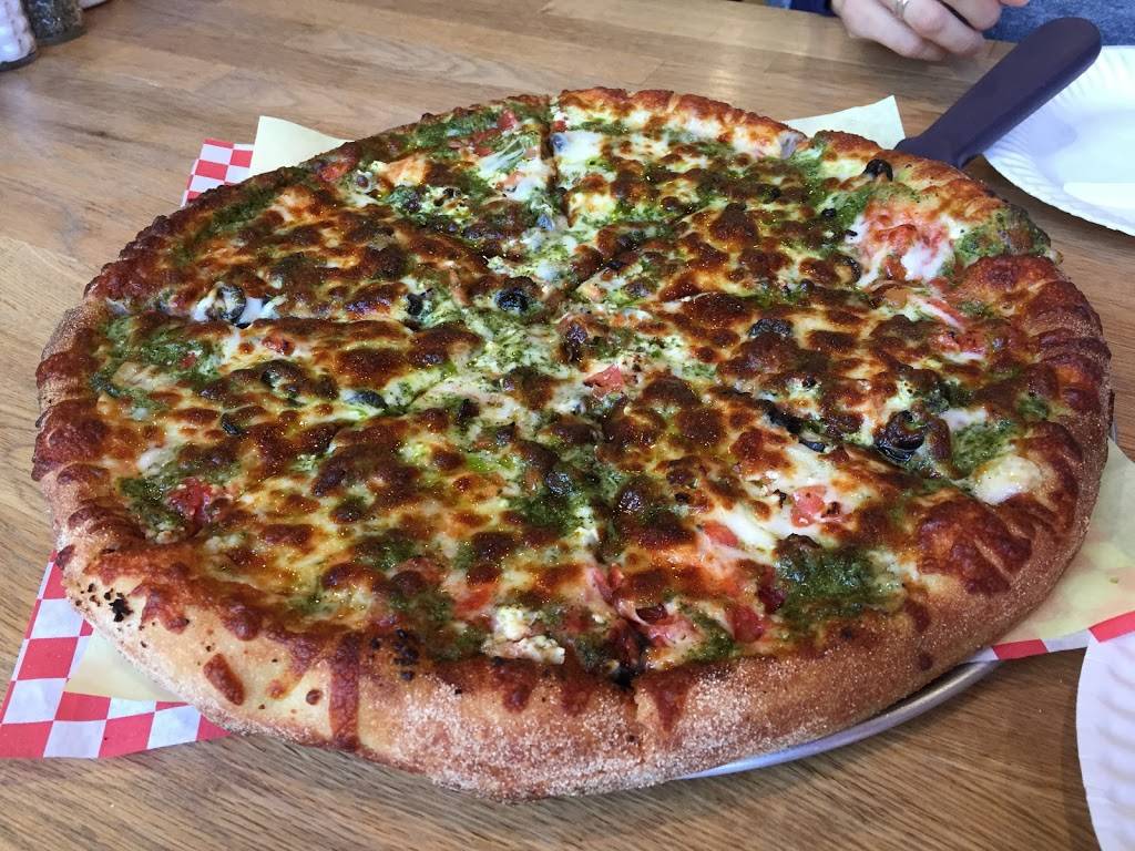 Seniores Pizza | restaurant | 559 Divisadero St, San Francisco, CA 94117, USA | 4154005222 OR +1 415-400-5222